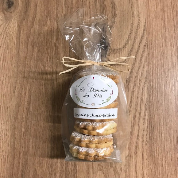 Coquins chocolat-pralin en forme de fleurs